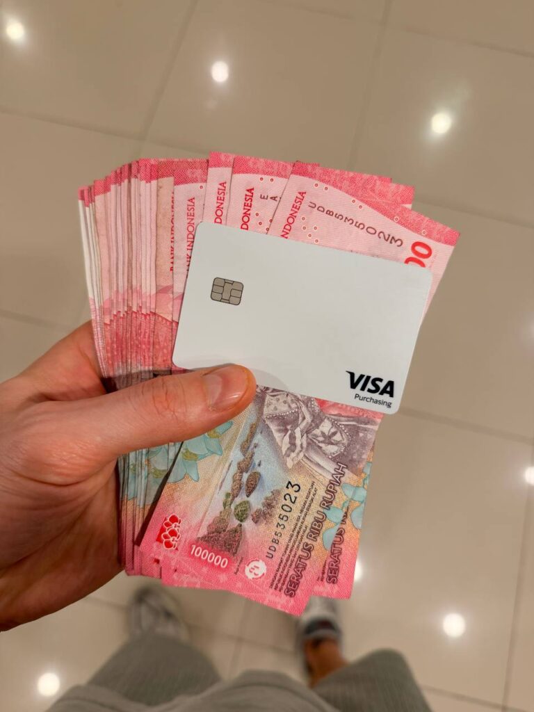 IS PAY: Анонимные Карты и Экосистема для Ваших Финансов
